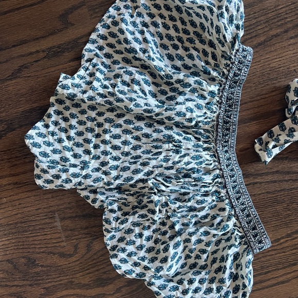 Revolve Matching Set - Picture 3 of 3